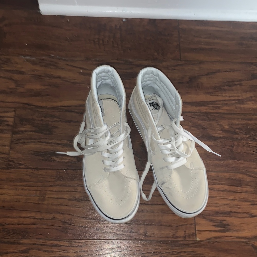 Creme old skool vans